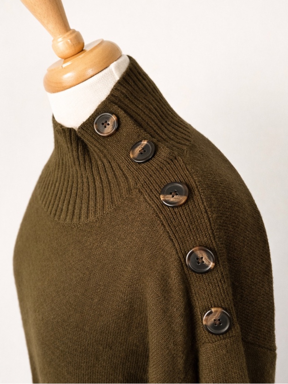 Anthropologie Margarita Tunic Sweater Moss Green Mock Neck Button Shoulder NWT M - Picture 9 of 16
